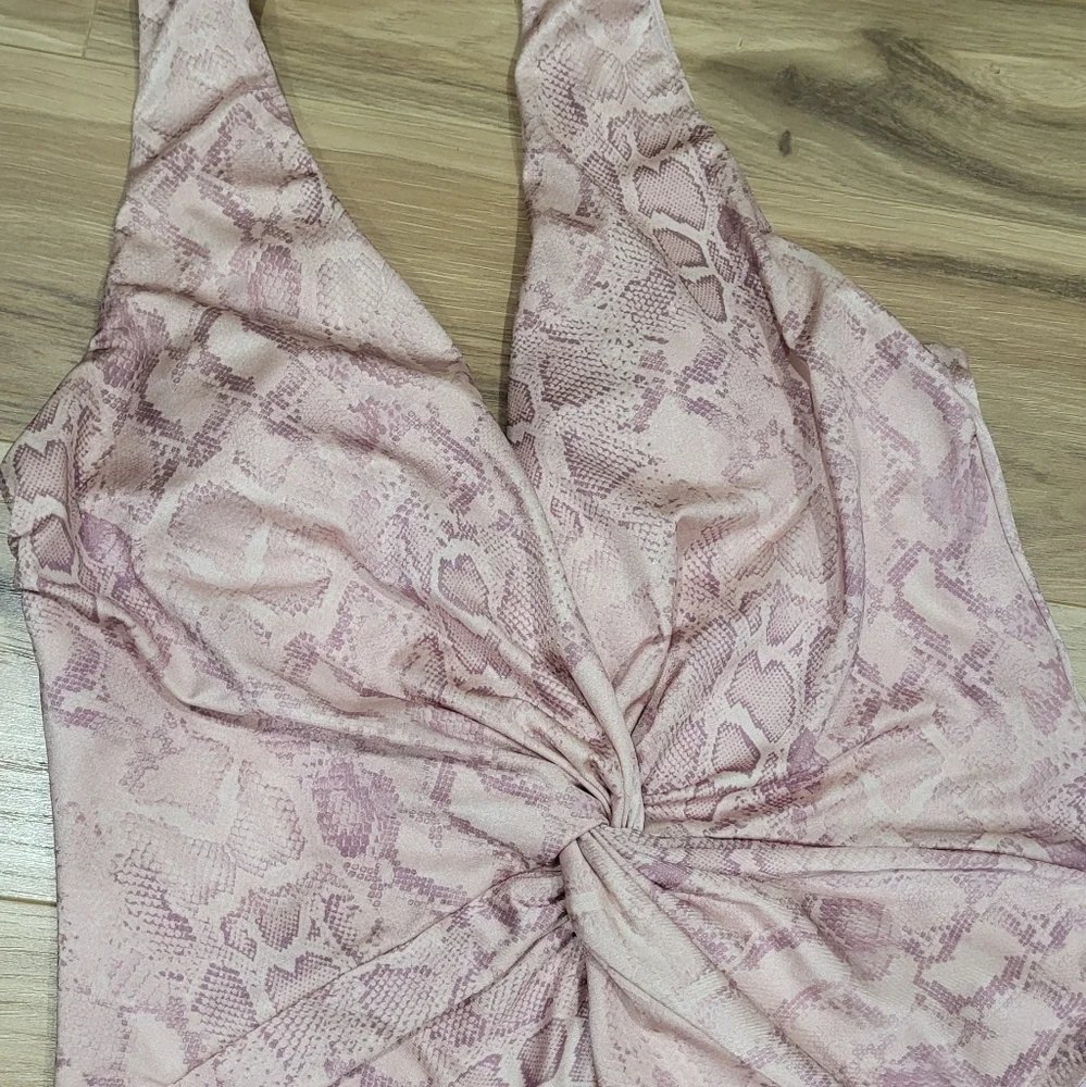 VS Swimsuit XL - Picture 2 of 5